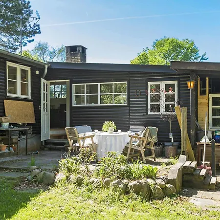 Ferienhaus Haustierfreundliches Haus In Mit *