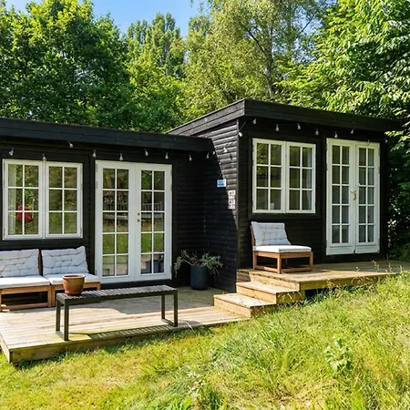 Ferienhaus Haustierfreundliches Haus In Mit *